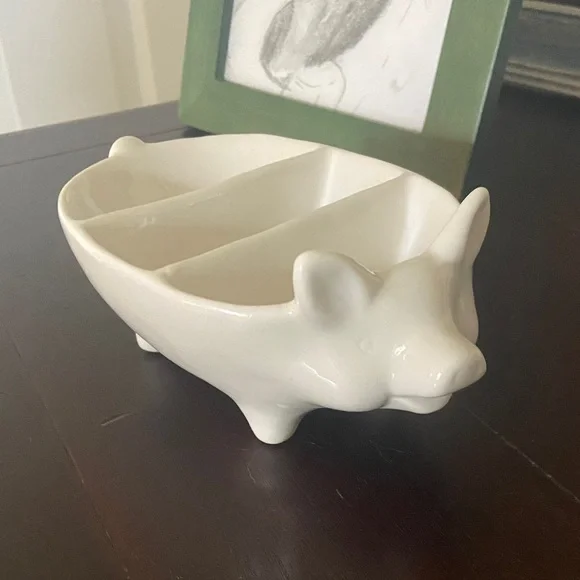 White Pig-Shaped Ceramic Dish by creative co op - Picture 1 of 4